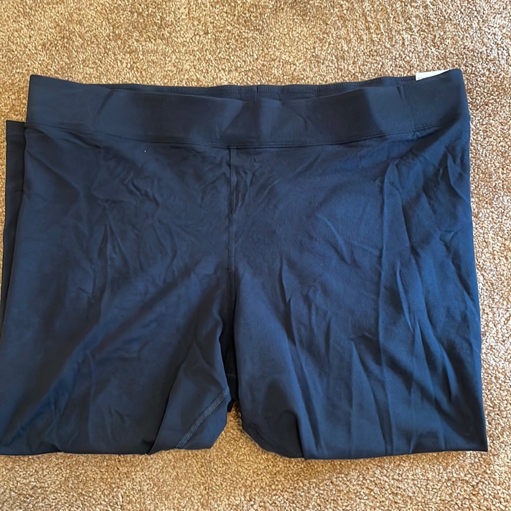 Nike New with rage Nike 7/8 tights